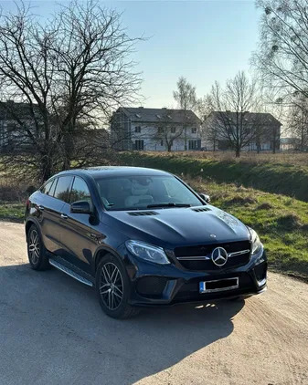 Mercedes-Benz GLE cena 315000 przebieg: 27600, rok produkcji 2019 z Warszawa małe 67